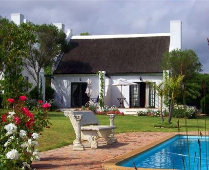 The Bellevue Manor Guesthouse and Wellness Retreat