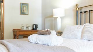 Leo Guest House | Robertson Accommodation