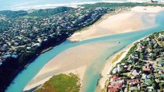 The Stables | Accommodation Bushmans River Mouth