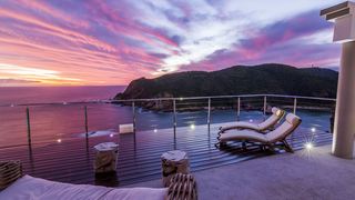 Head Over Hills | Accommodation The Heads