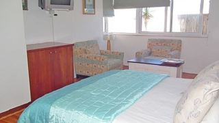 Sir David Baird Self-catering Rooms | Bloubergstrand Accommodation