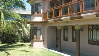 Ucha Guest House | Accommodation Quatre Bornes