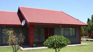 NK Squared Guest House | Accommodation Standerton