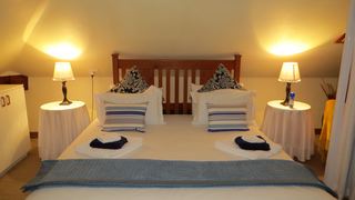 The Orange Bowl | Accommodation Paarl