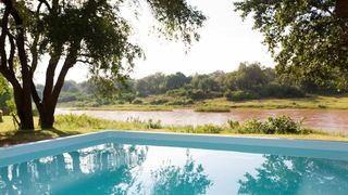 Maninghi Lodge | Balule Nature Reserve Accommodation