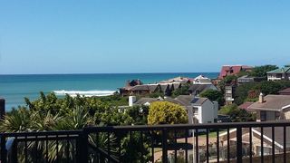 1 Kiepersol Crescent | Accommodation Wavescrest (Jeffreys Bay)