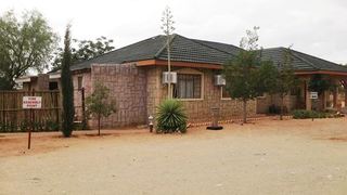 Nakabu Guest House | Kang Accommodation