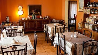Langenhoven B&B | Oudtshoorn Specials