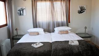 Caledon Country House | Accommodation Clarens Golf and Trout Estate