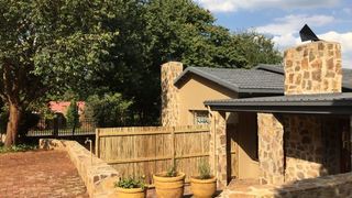 Treelands Abbey | Dullstroom Specials