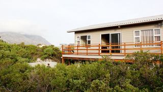 Sugarbird House | Pringle Bay Accommodation