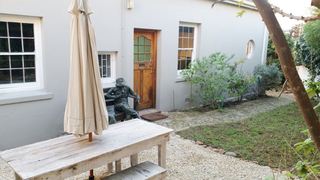 sARTistry Living | Fish Hoek Self-catering