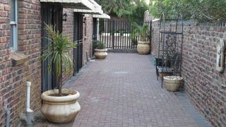 Coral Tree Guest Rooms | Self-catering Worcester