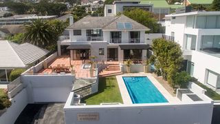 Ocean Sweep | Cape to Karoo Road Trip Specials