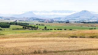 JW Cottage | Himeville Accommodation