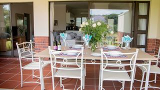 Malachite Sunbird | Self-catering Selborne Park Golf Estate