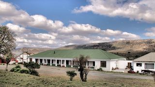 Wolwefontein Hotel | Kleinpoort Accommodation