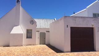 In Betwix | Mosselbank Accommodation