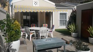 Lakeside Cottage | Accommodation Lakeside