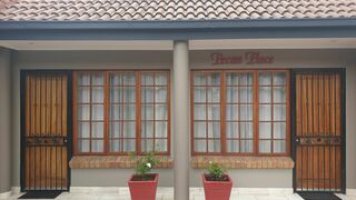 Pecan Place | Waverley (Pretoria) Accommodation