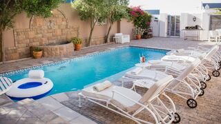 Kite Mansion – Poolhouse | Myburgh Park Accommodation