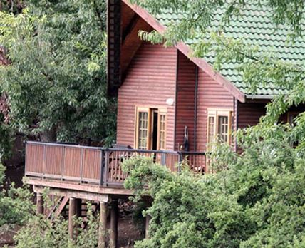 Brambleberry Lakeside Cabin