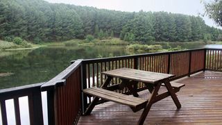 Brambleberry Lakeside Cabin | Nottingham Road Accommodation
