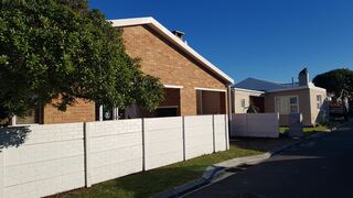 Pearly Sands | Accommodation Pearly Beach