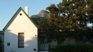 Aloe House B&B | Observatory Accommodation