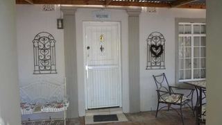 House Kenyon | Gordons Bay Accommodation