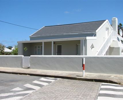 30 Unie Street