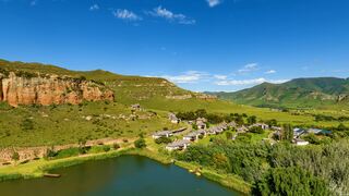 Kiara Lodge | Golden Gate Accommodation