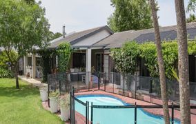 Parade Hills | Accommodation Constantia