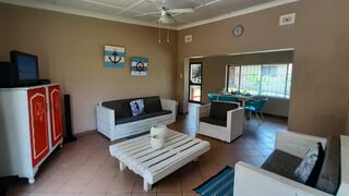 Uvongo Sands 6 | Uvongo Beach Self-catering
