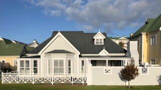 Golf House | Africa Specials
