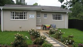 Rosemeade Cottage | Himeville Accommodation