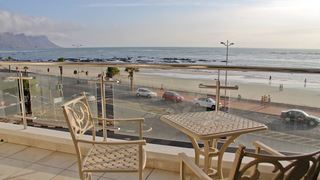 Hibernian Towers 305 | Self-catering Strand