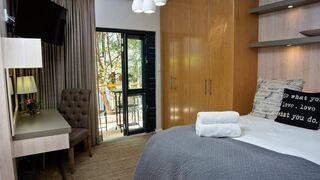 Avemore at Eikehof No.2 | Stellenbosch Central Self-catering