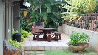 Annie's Self Catering | Accommodation La Lucia