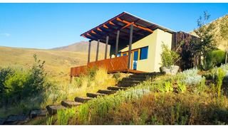 Swallows Nest Self-Catering Chalet | Africa Specials
