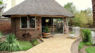 Manya Guest Lodge | Accommodation Ladybrand