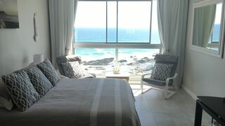 Kumoya | Accommodation Bloubergstrand