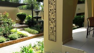 Dunton Guest House | Rivonia Accommodation