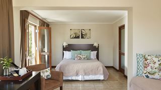 Bayflowers Guest House | Green Point Accommodation