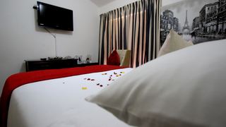Peter's Place | Accommodation Extension 15