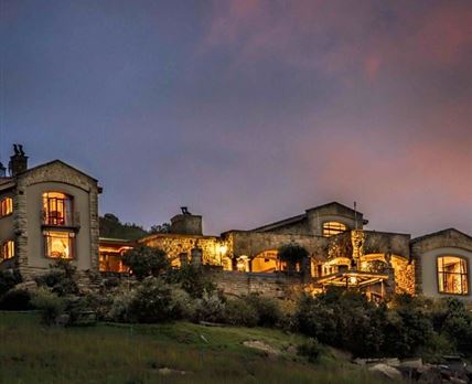 Wild Horses Lodge