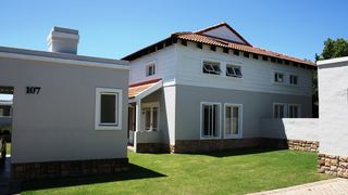 107 The Dunes | Accommodation Keurboomstrand