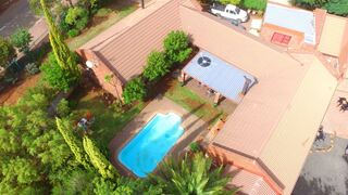 Cura Lodge | Pellissier Accommodation