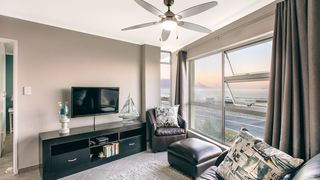 The Bay | Bloubergstrand Self-catering