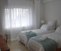 Sea Breeze Apartment | Self-catering Simons Town